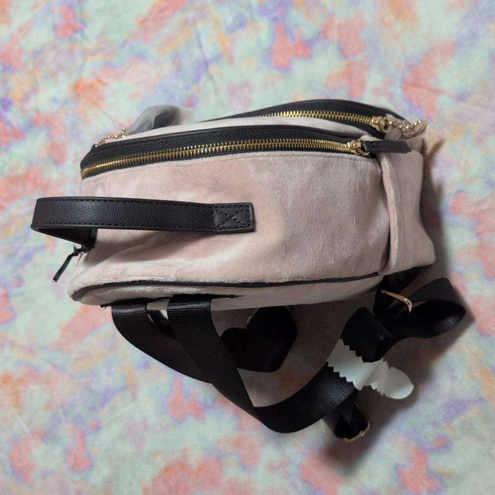 Book bag by juicy. Light pink with brown leather lining - Picture 2 of 4